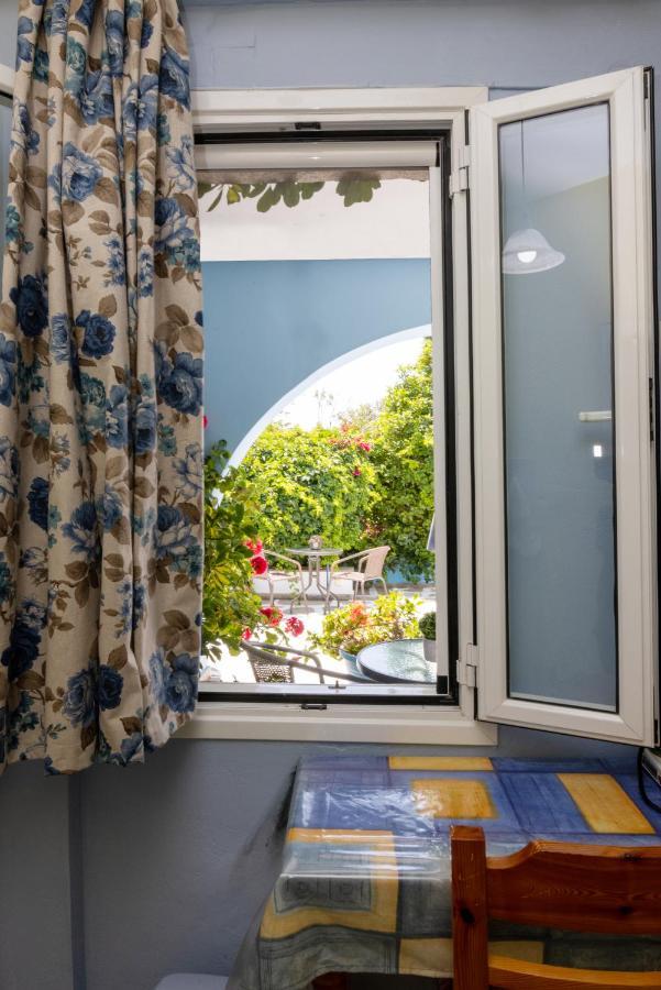 Irini Studios In Tinos Agios Ioannis  Exteriör bild