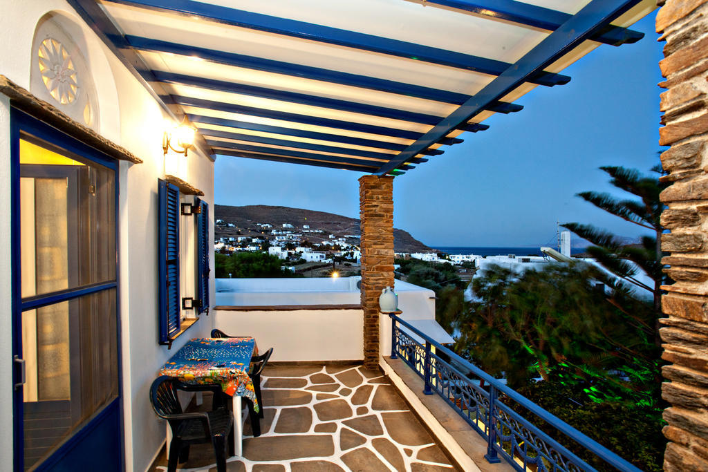 Irini Studios In Tinos Agios Ioannis  Exteriör bild