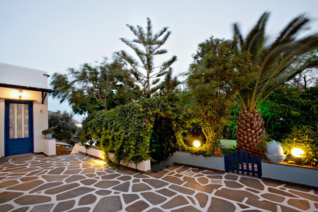 Irini Studios In Tinos Agios Ioannis  Exteriör bild